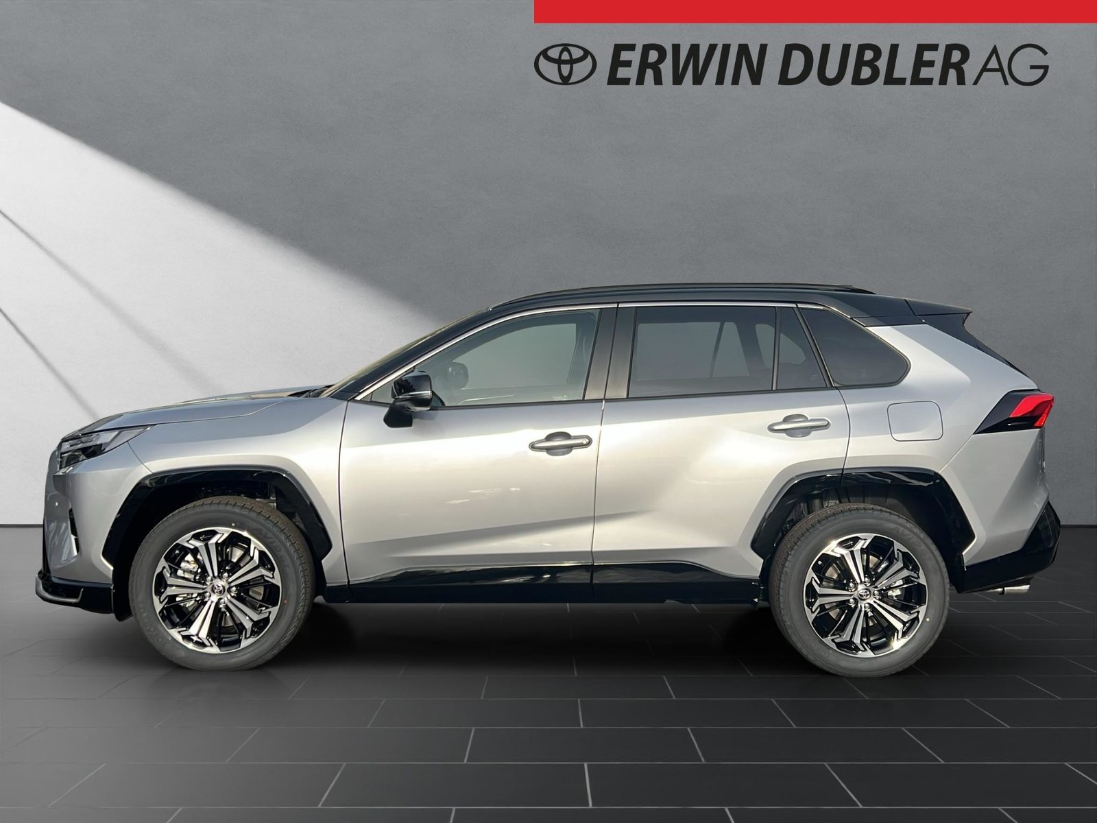 TOYOTA RAV4 2.5 Plug-In-Hybrid Platinum, Plug-in-Hybrid Petrol/Electric, Ex-demonstrator, Automatic - 2