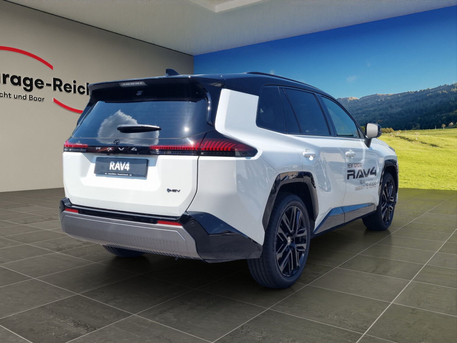 TOYOTA RAV4 2.5 HEV Style, Full-Hybrid Petrol/Electric, Ex-demonstrator, Automatic - 5