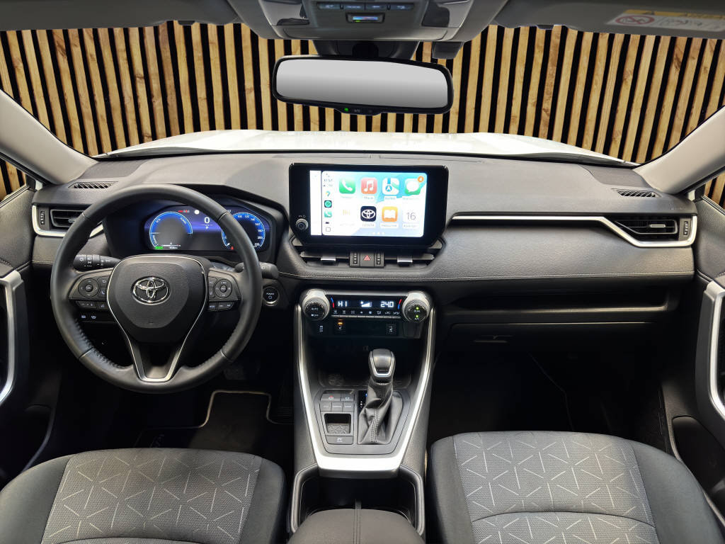 TOYOTA RAV4 2.5 HEV Comfort, Hybride Intégral Essence/Électricité, Occasion / Utilisé, Automatique - 7