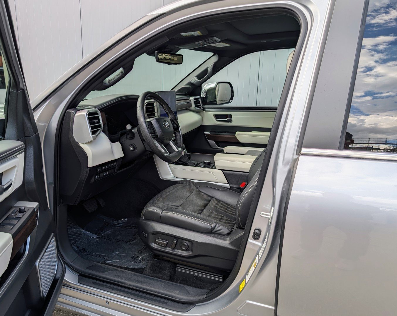 TOYOTA SEQUOIA Capstone Hybrid 4WD, Voll-Hybrid Benzin/Elektro, Occasion / Gebraucht, Automatik - 4