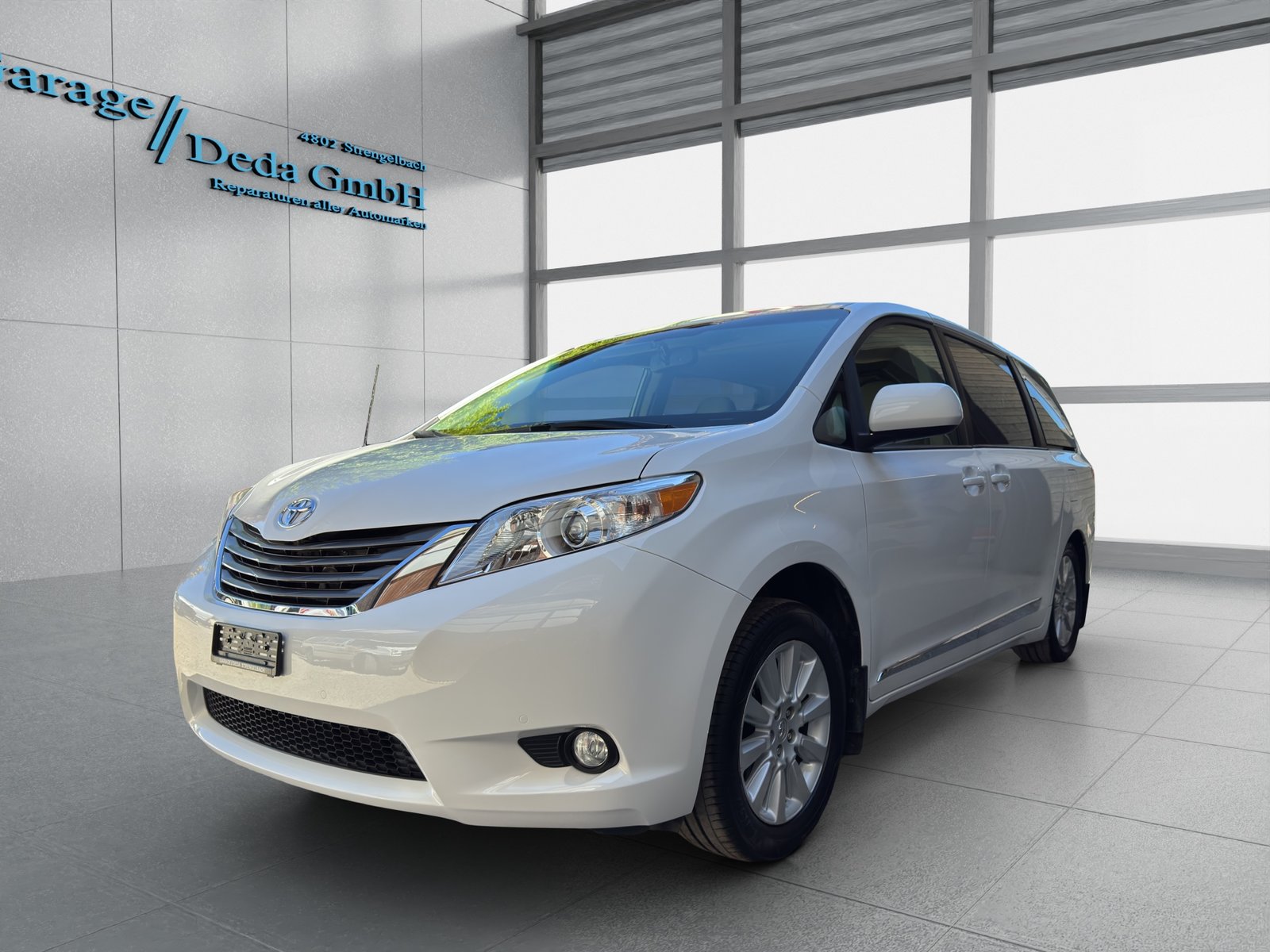 TOYOTA Sienna 3.5 A 4WD
