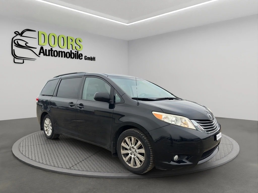 TOYOTA Sienna 3.5 A 4WD