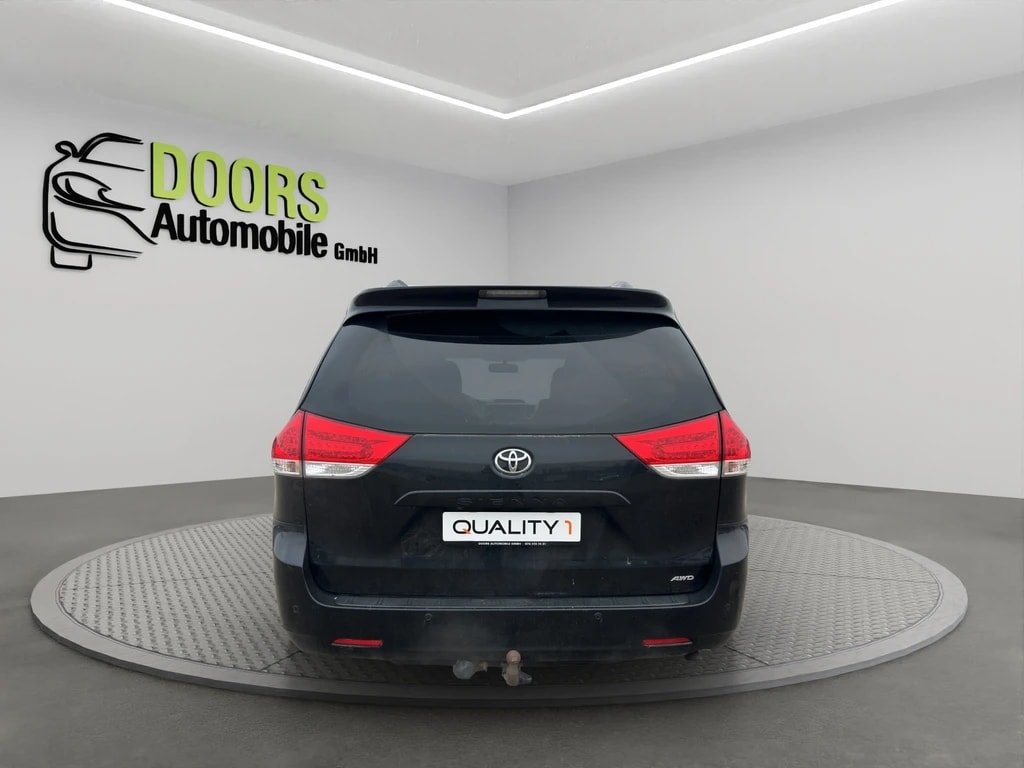 TOYOTA Sienna 3.5 A 4WD, Petrol, Second hand / Used, Automatic - 4