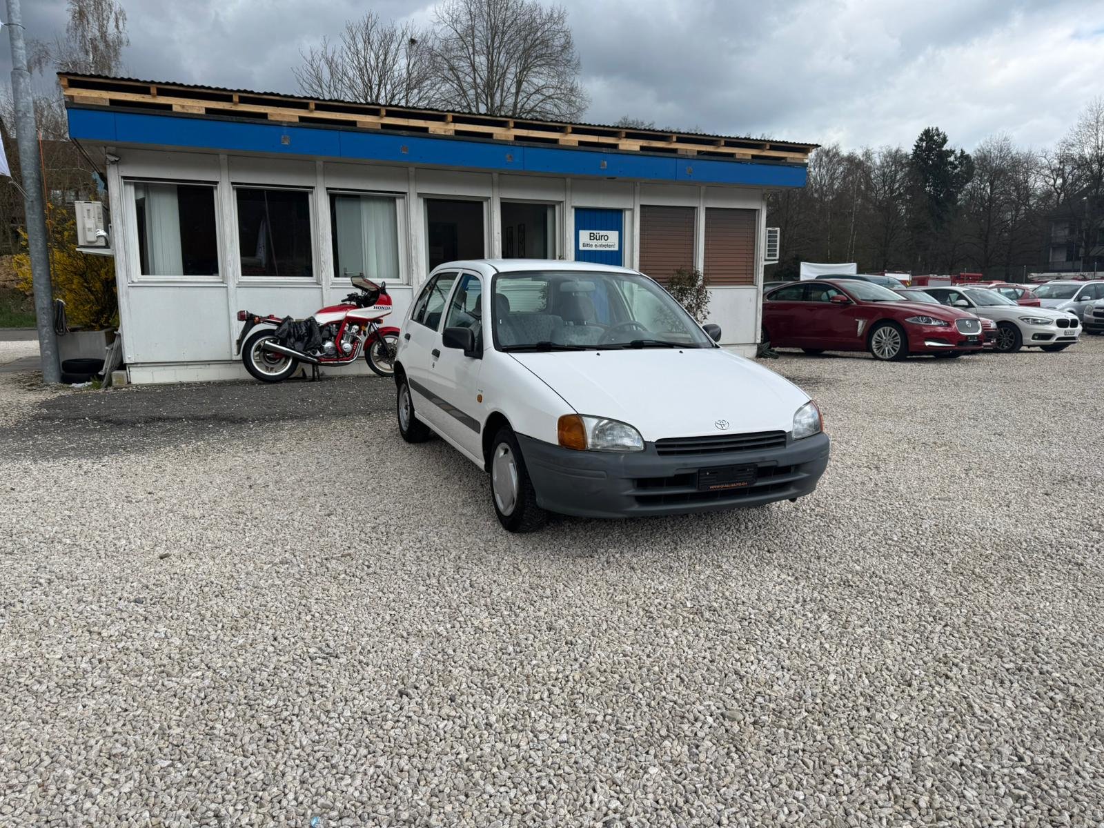 TOYOTA Starlet 1.3, Petrol, Second hand / Used, Manual - 3