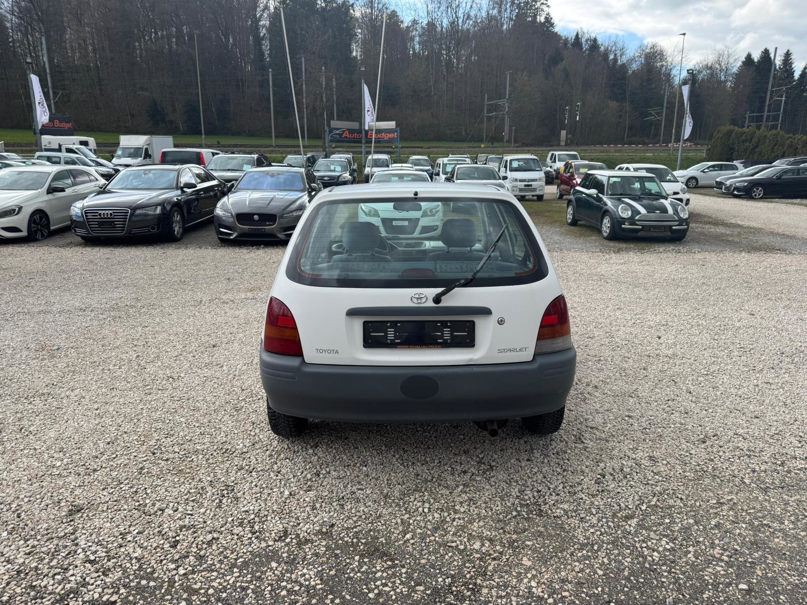 TOYOTA Starlet 1.3, Petrol, Second hand / Used, Manual - 7