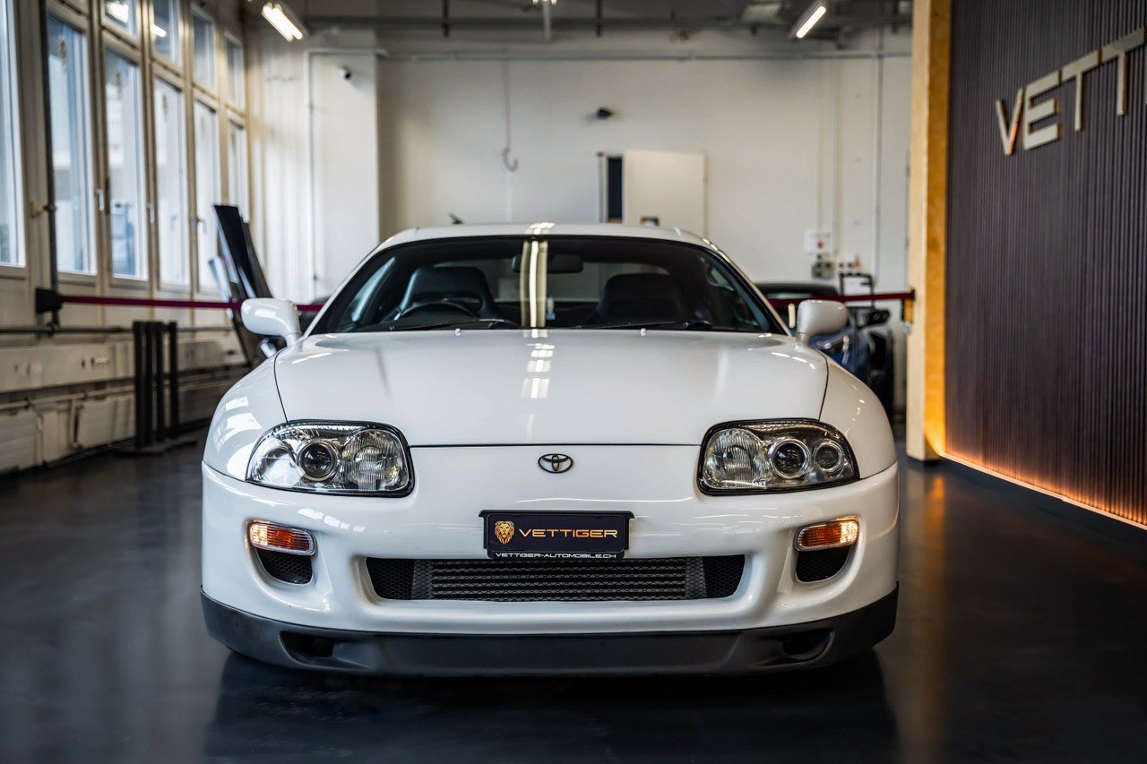 TOYOTA Supra 3.0i TwinTurbo, Petrol, Second hand / Used, Manual - 2