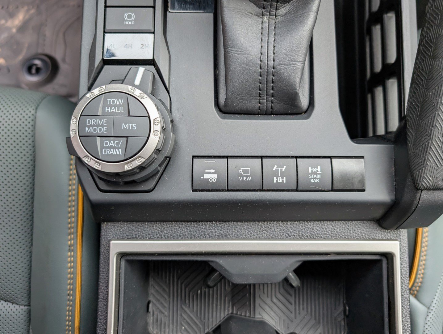 TOYOTA TACOMA TRAILHUNTER HYBRID, Voll-Hybrid Benzin/Elektro, Occasion / Gebraucht, Automatik - 7