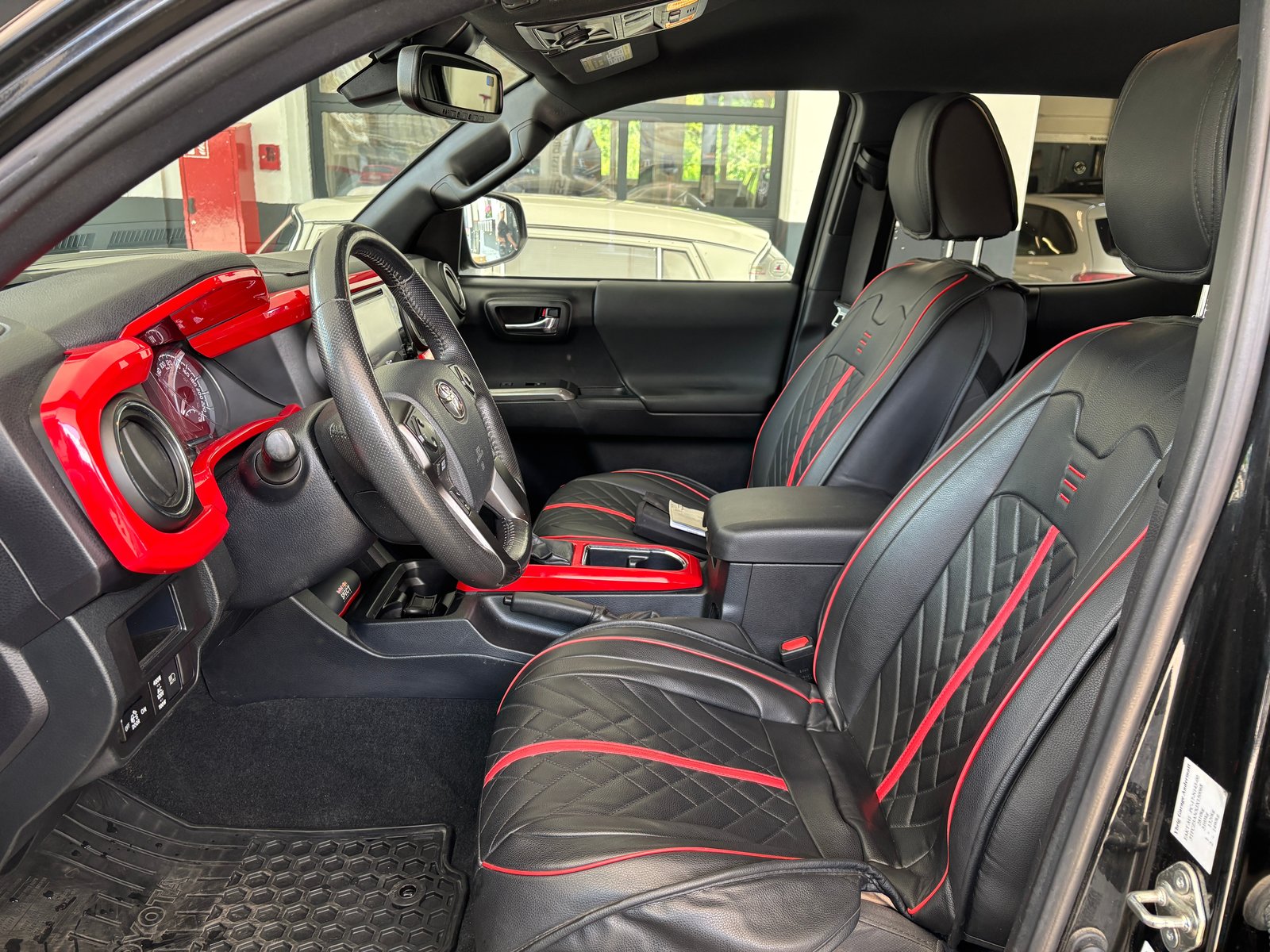 TOYOTA Tacoma TRD 4x4, Benzin, Occasion / Gebraucht, Automatik - 6