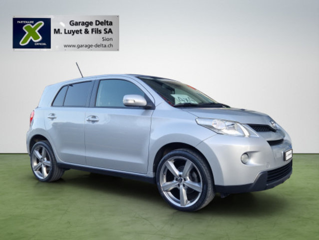 TOYOTA UrbanCr. 1.4D-4D Sol 4WD