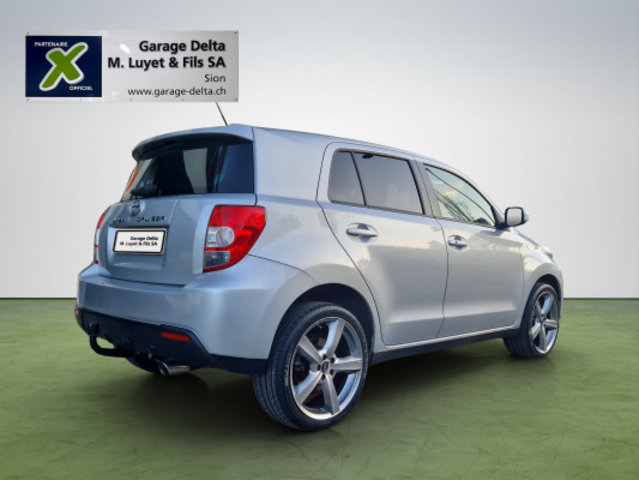 TOYOTA UrbanCr. 1.4D-4D Sol 4WD, Diesel, Occasion / Utilisé, Manuelle - 4