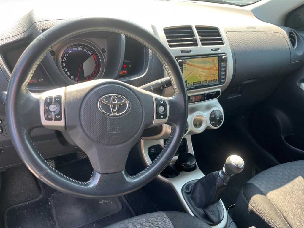 TOYOTA URBANCRUISER 1.4 D-4D Linea Sol 4WD, Diesel, Occasion / Utilisé, Manuelle - 7
