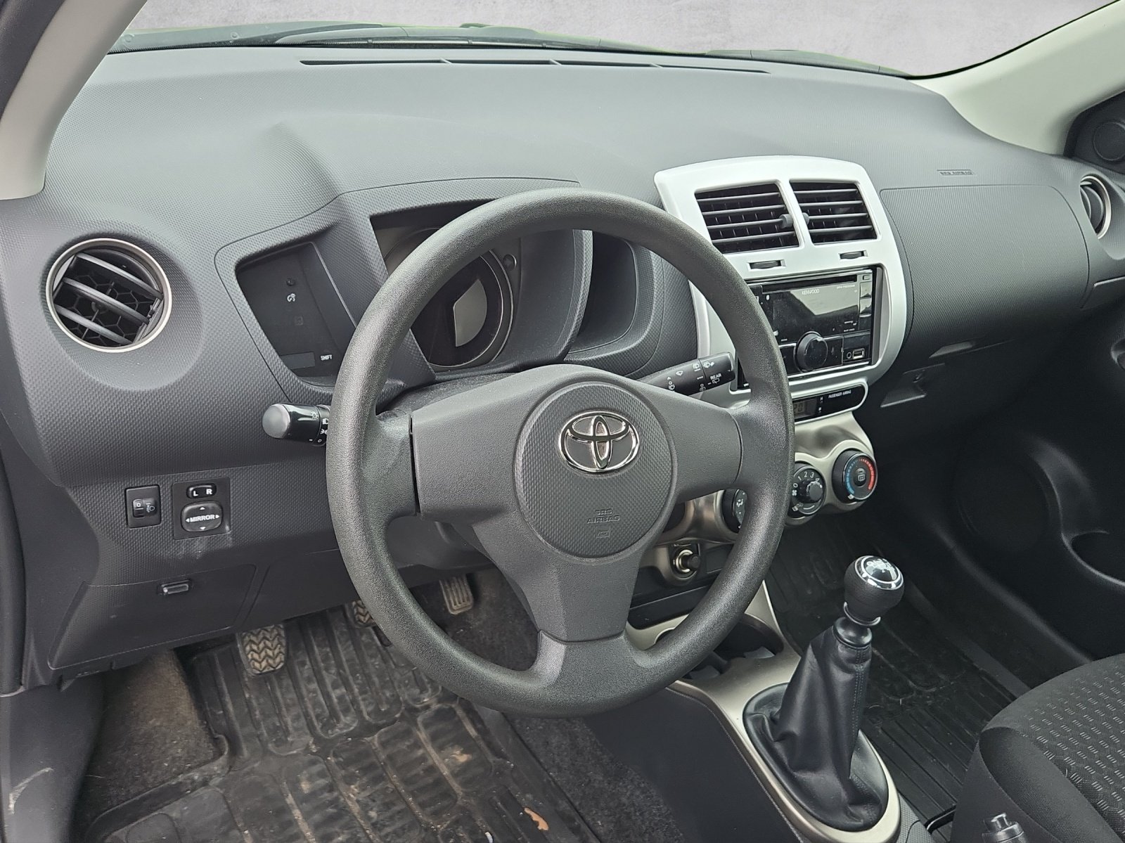 TOYOTA Urban Cruiser 1.4 D-4D Linea T, Diesel, Occasion / Utilisé, Manuelle - 4