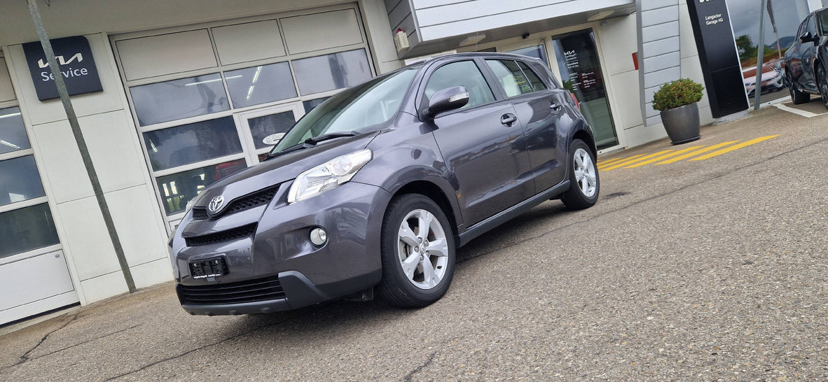 TOYOTA Urban Cruiser 1.33 VVT-i Linea Luna