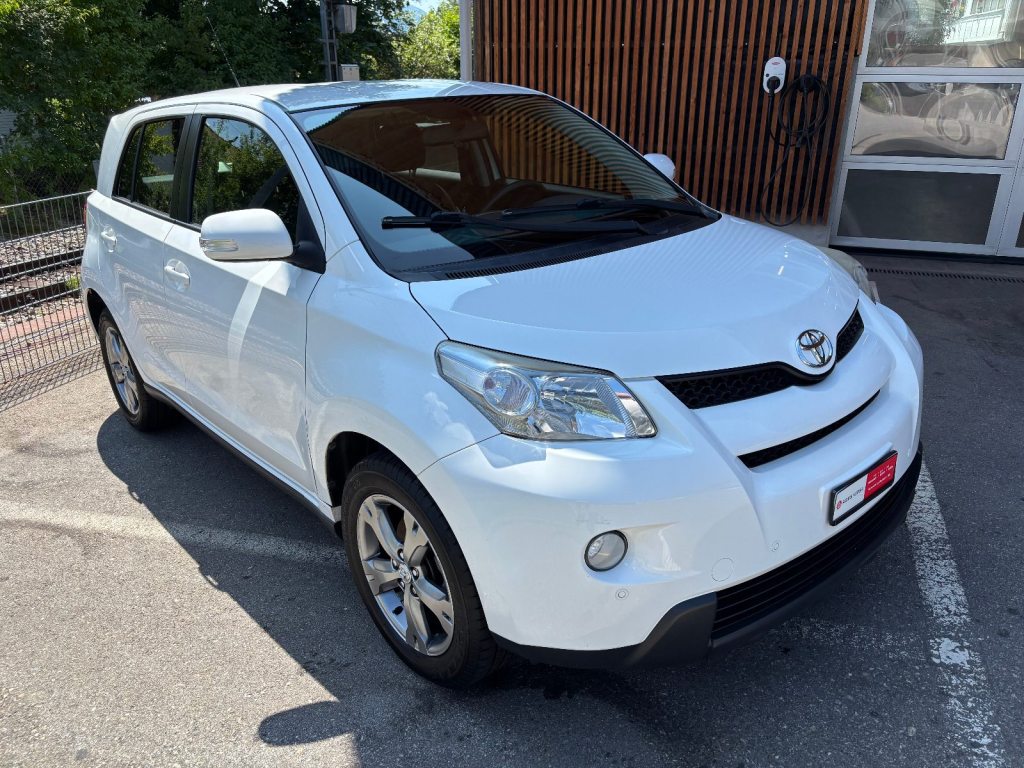 TOYOTA URBANCRUISER 1.4 D-4D L. Luna fédéral 4WD