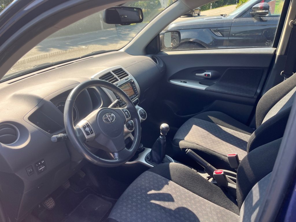 TOYOTA URBANCRUISER 1.4 D-4D Linea Sol 4WD, Diesel, Occasion / Utilisé, Manuelle - 6