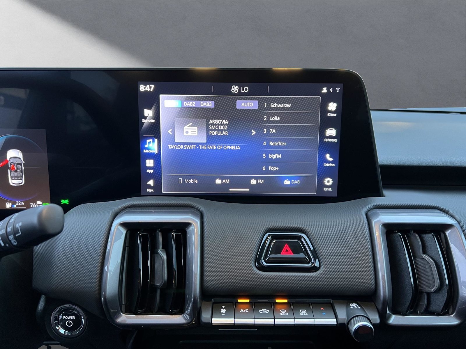 TOYOTA Urban Cruiser Premium, Électrique, Voiture nouvelle, Automatique - 6