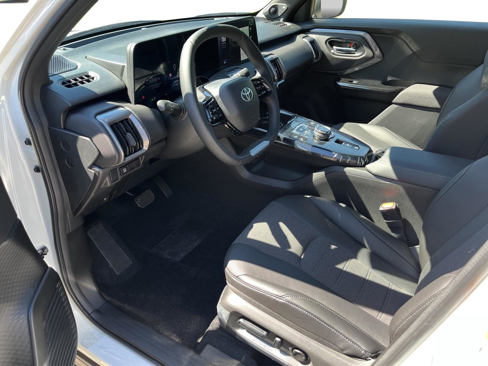 TOYOTA Urban Cruiser Premium AWD, Electric, New car, Automatic - 6