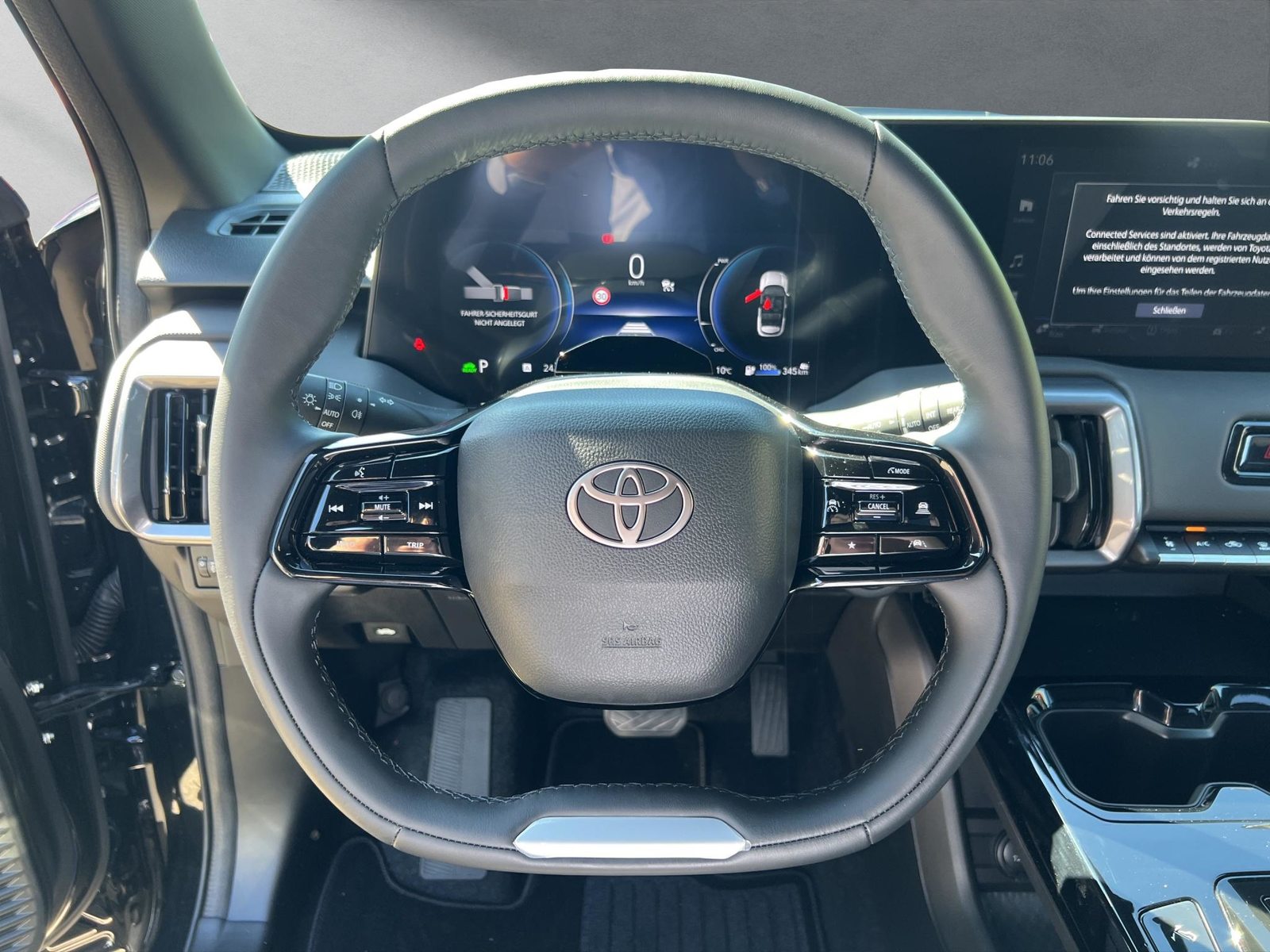 TOYOTA Urban Cruiser Trend AWD, Electric, New car, Automatic - 5