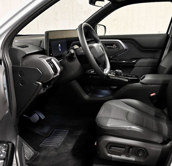 TOYOTA Urban Cruiser Comfort, Elektro, Neuwagen, Automatik - 3
