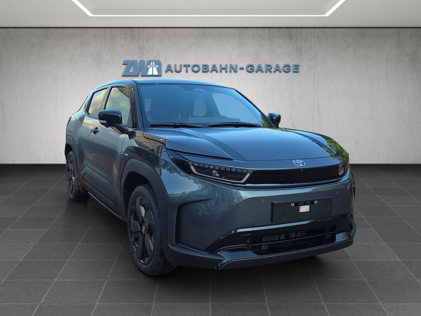 TOYOTA Urban Cruiser Premium AWD, Elektro, Neuwagen, Automatik - 7