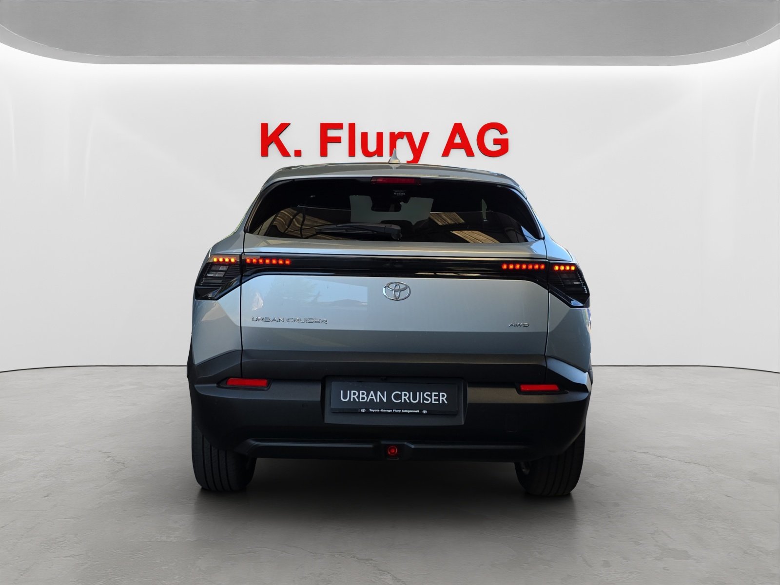 TOYOTA Urban Cruiser Trend AWD, Electric, New car, Automatic - 4