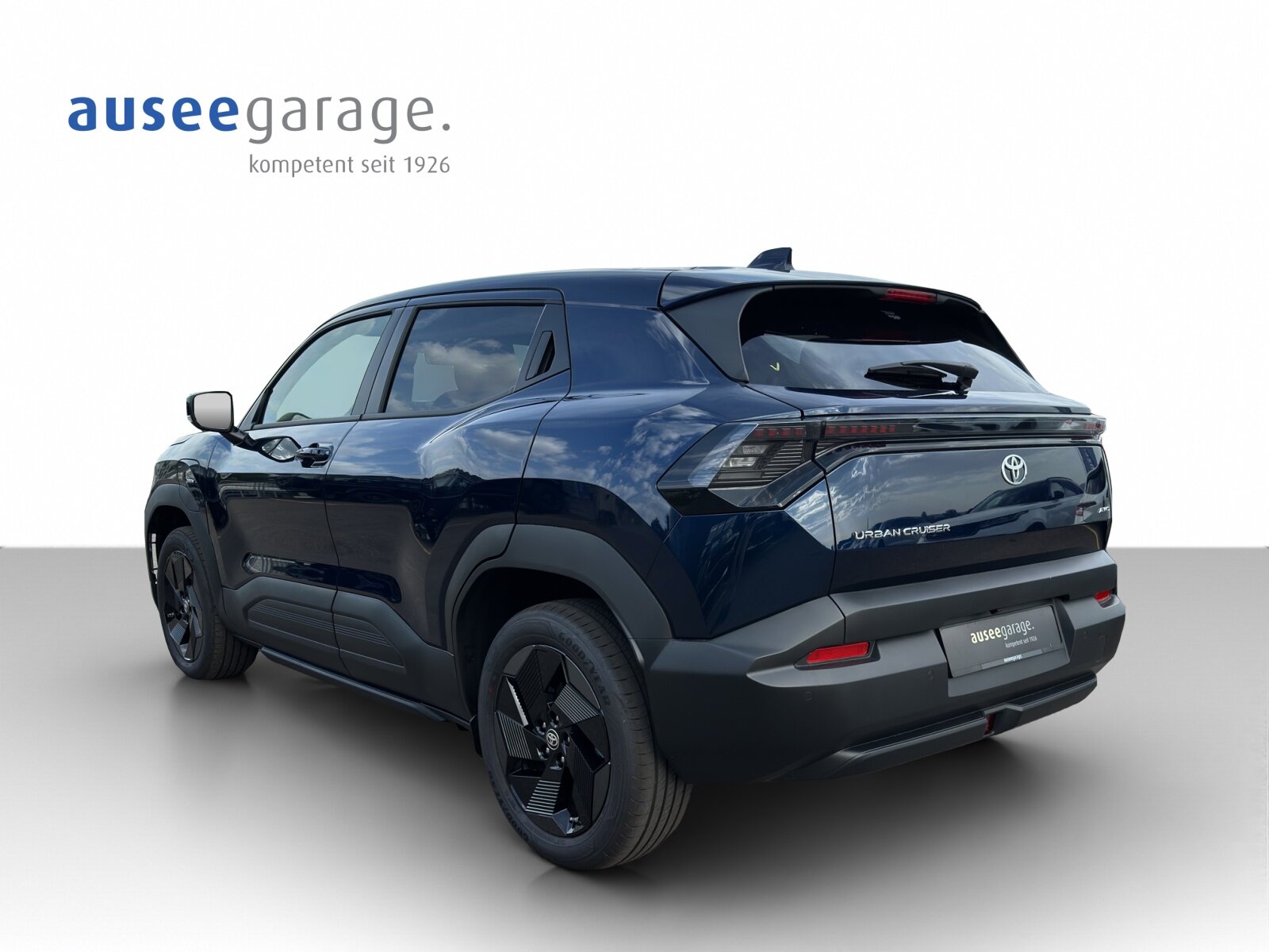 TOYOTA Urban Cruiser Trend AWD, Elektro, Neuwagen, Automatik - 3