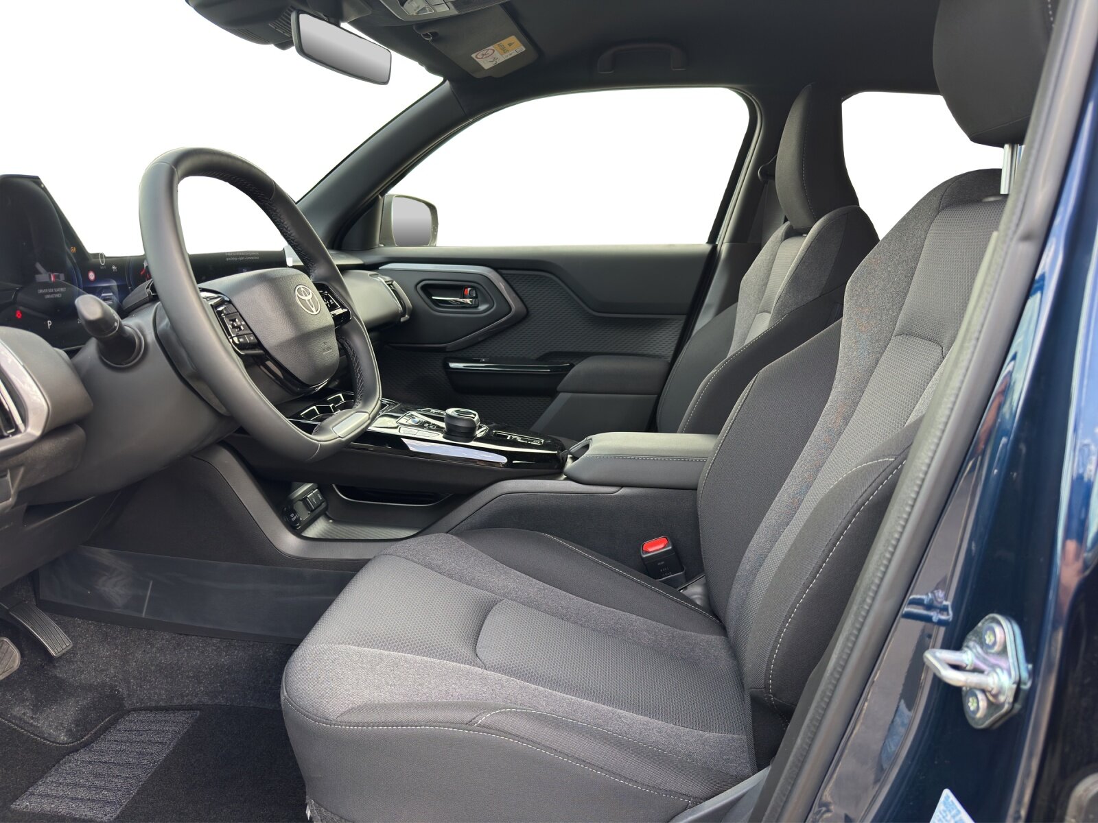 TOYOTA Urban Cruiser Trend AWD, Elektro, Neuwagen, Automatik - 5