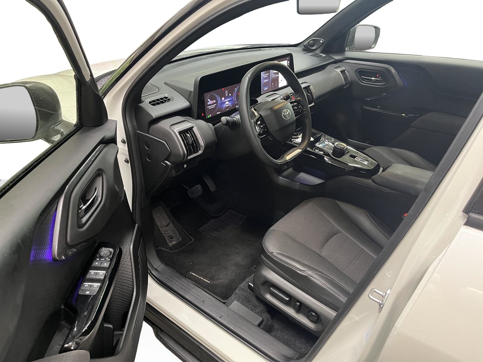 TOYOTA Urban Cruiser Premium AWD, Électrique, Occasion / Utilisé, Automatique - 6