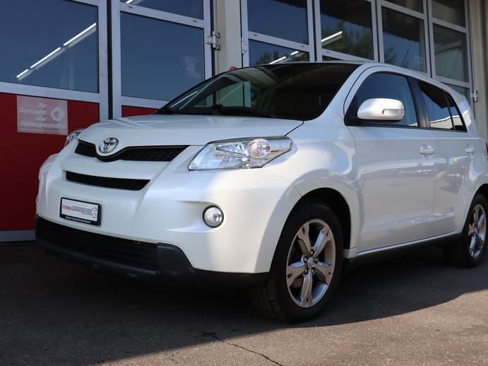 TOYOTA UrbanCruiser 1.4 D-4D Linea Luna 4WD, Diesel, Occasion / Gebraucht, Handschaltung