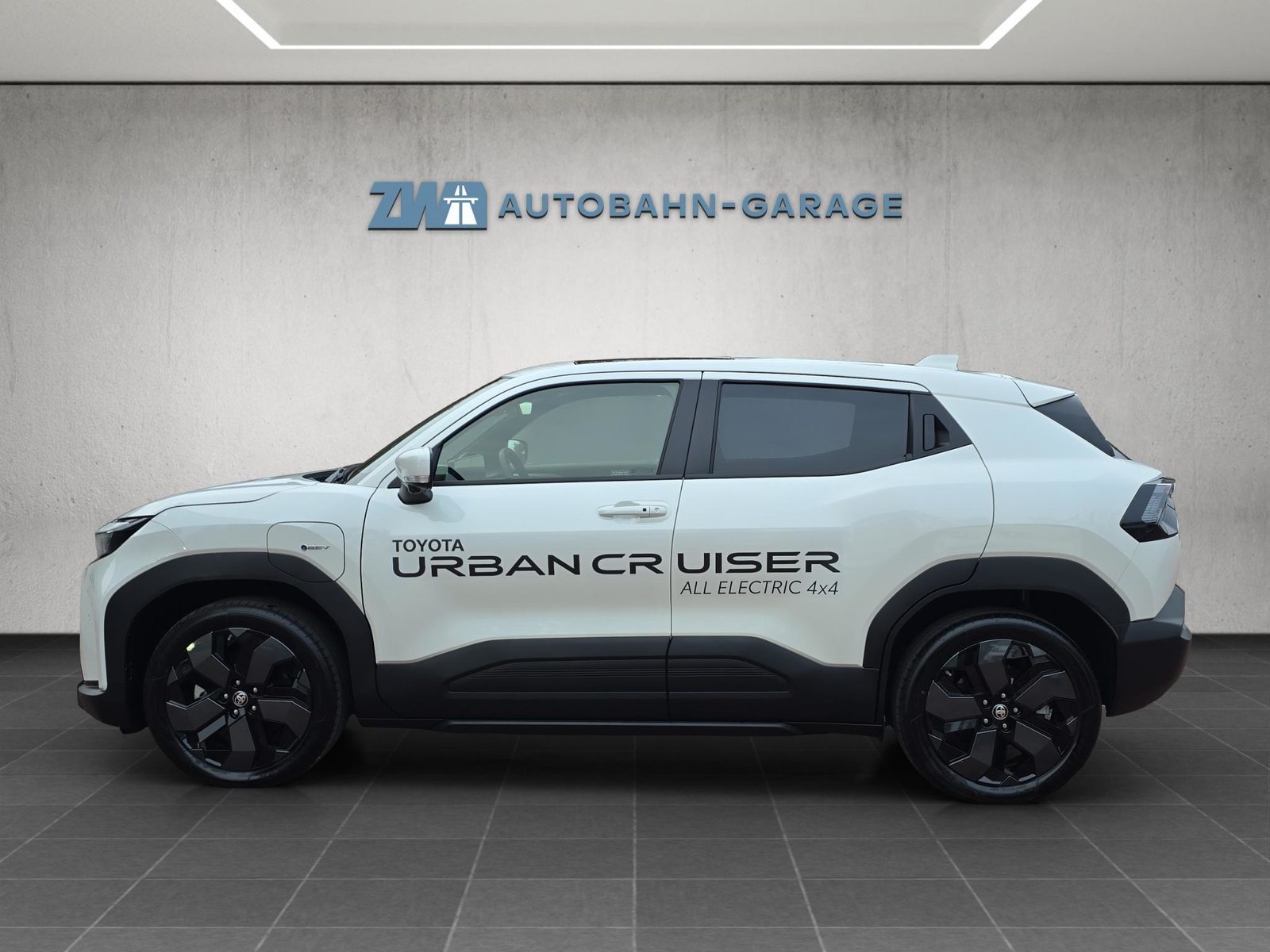 TOYOTA Urban Cruiser Premium AWD, Elettrica, Auto dimostrativa, Automatico - 2