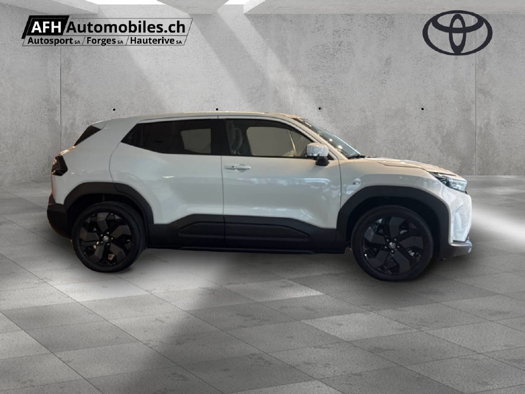 TOYOTA Urban Cruiser Premium AWD, Electric, Ex-demonstrator, Automatic - 6