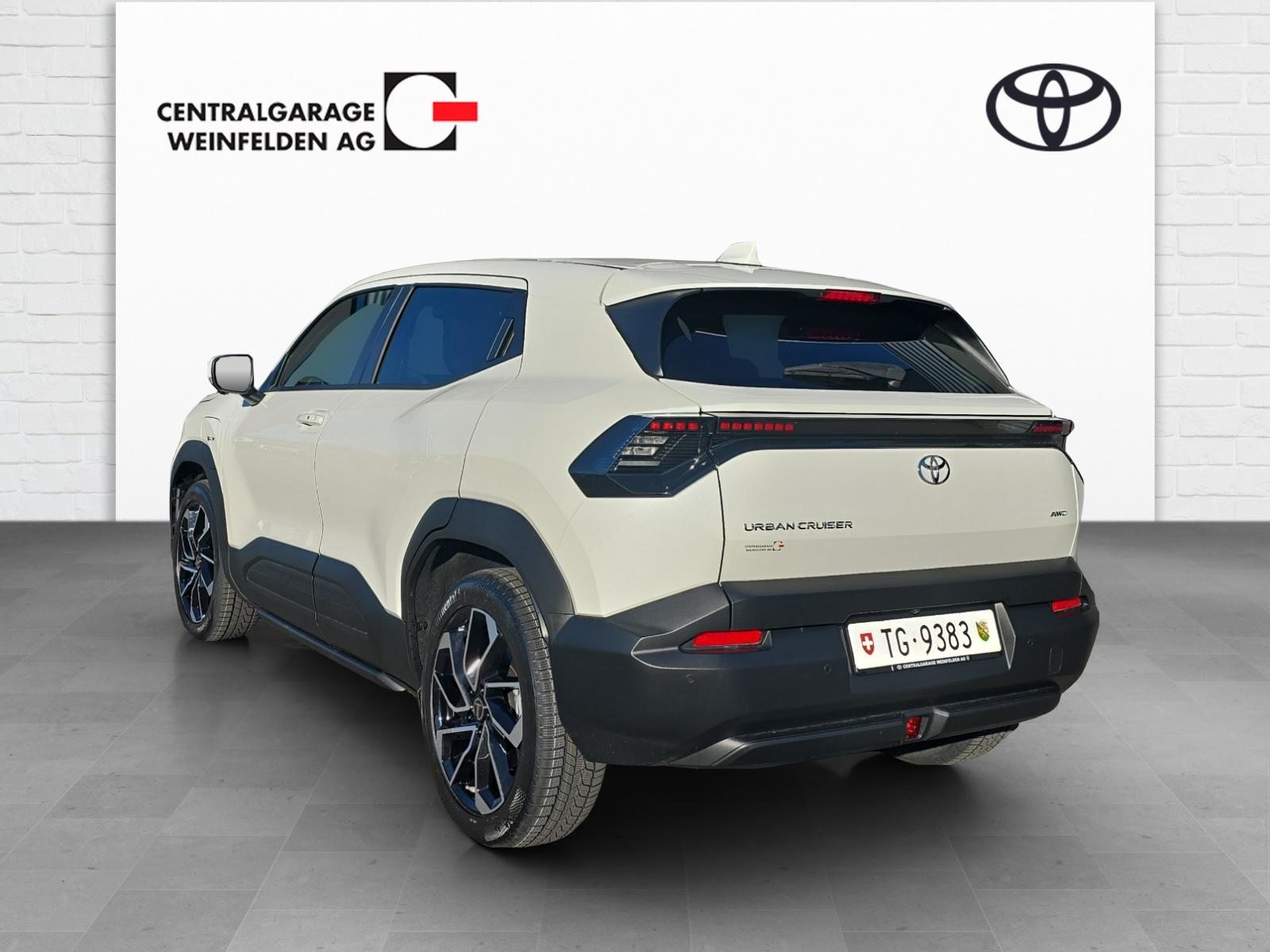 TOYOTA Urban Cruiser Premium AWD, Elektro, Vorführwagen, Automatik - 3