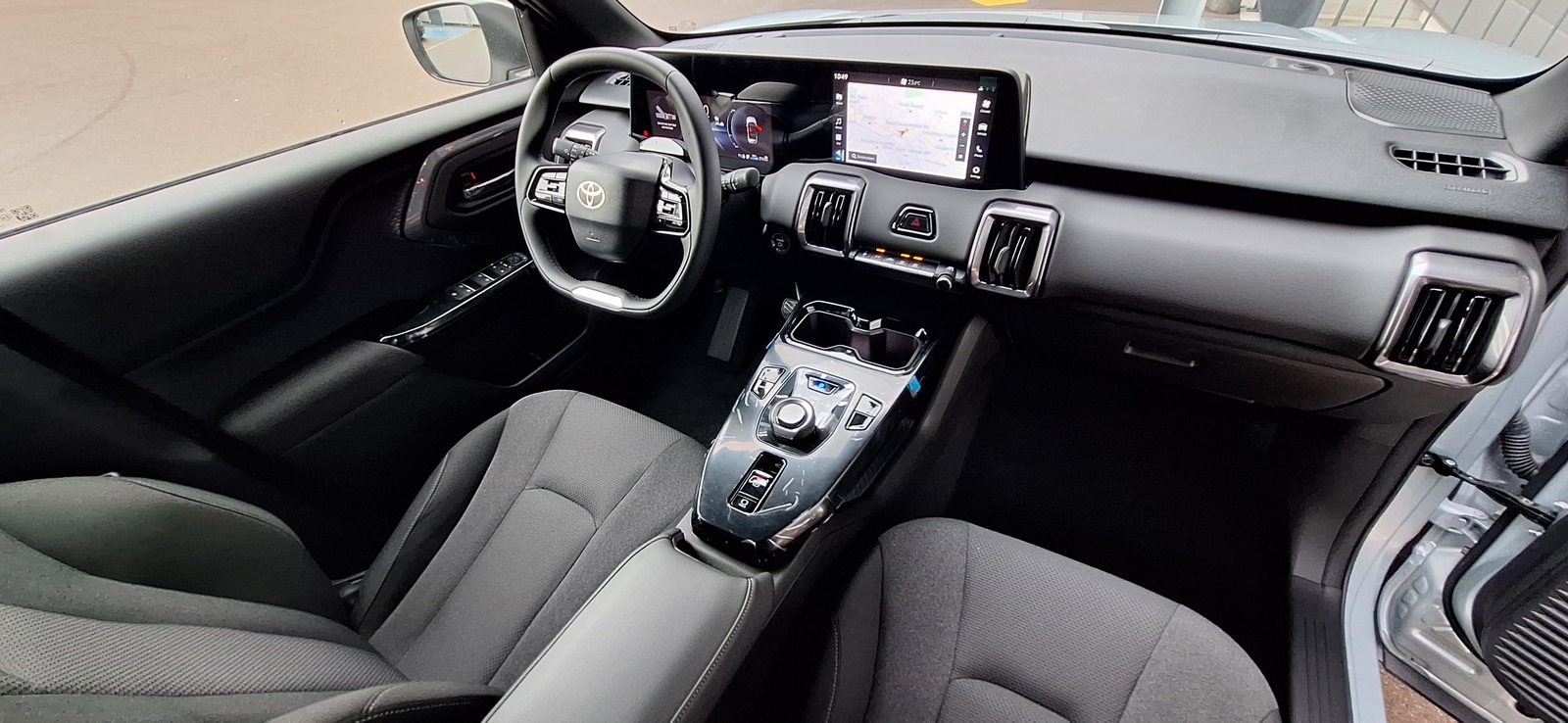 TOYOTA Urban Cruiser Comfort, Electric, Ex-demonstrator, Automatic - 7