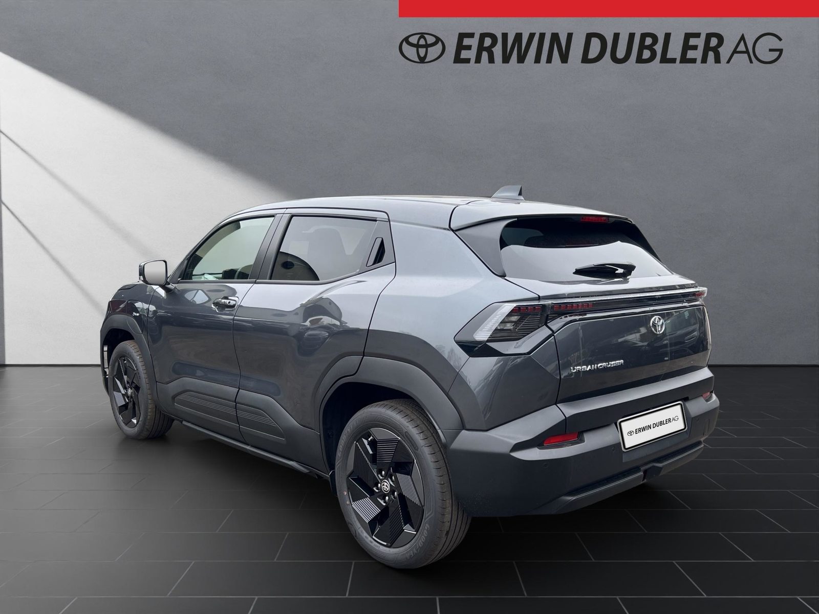 TOYOTA Urban Cruiser Trend, Electric, Ex-demonstrator, Automatic - 3