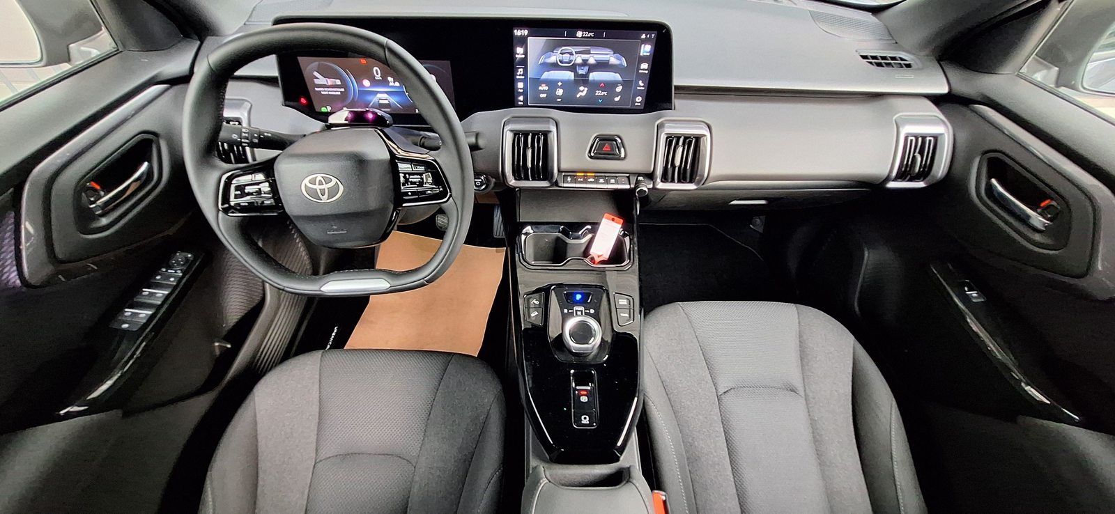 TOYOTA Urban Cruiser Trend AWD, Elektro, Vorführwagen, Automatik - 6