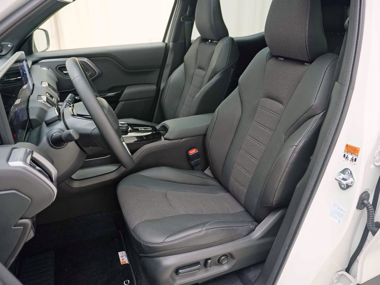 TOYOTA Urban Cruiser Premium AWD mit 360 Kamera, Electric, Ex-demonstrator, Automatic - 7