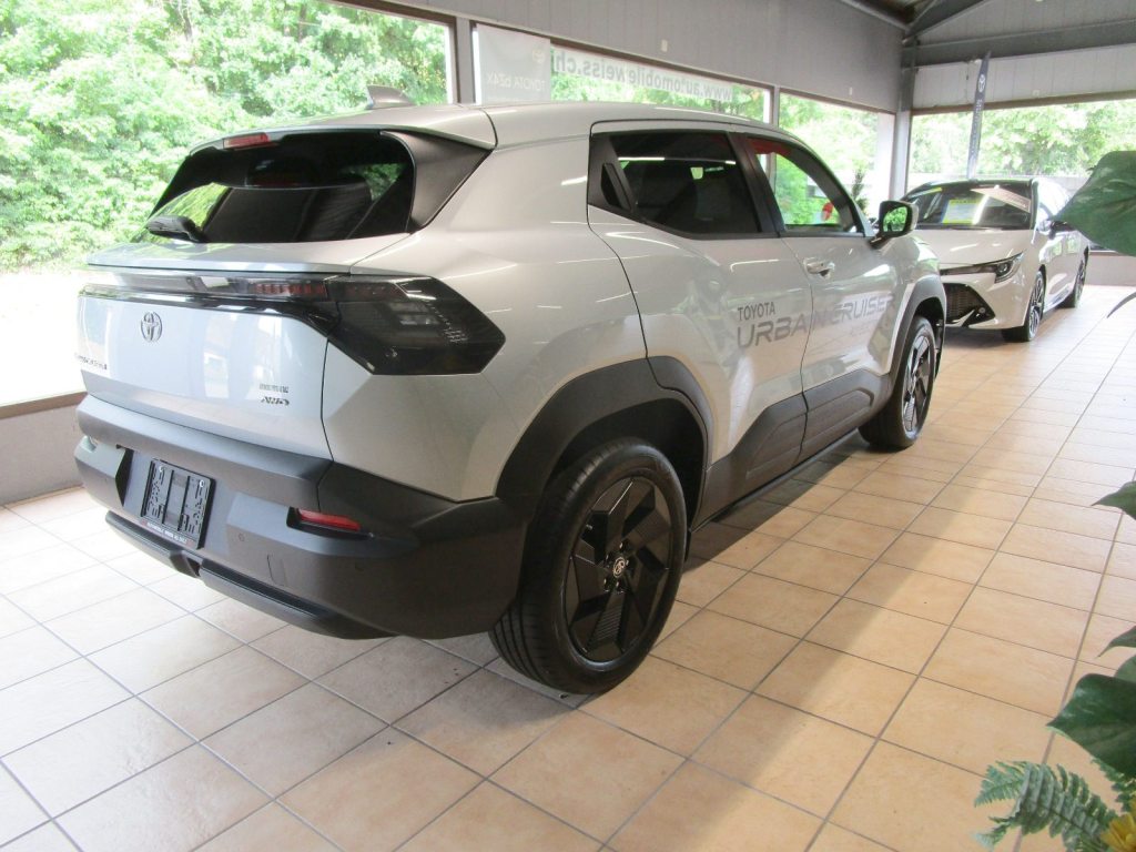 TOYOTA URBANCRUISER Trend AWD, Électrique, Voiture de démonstration, Automatique - 2