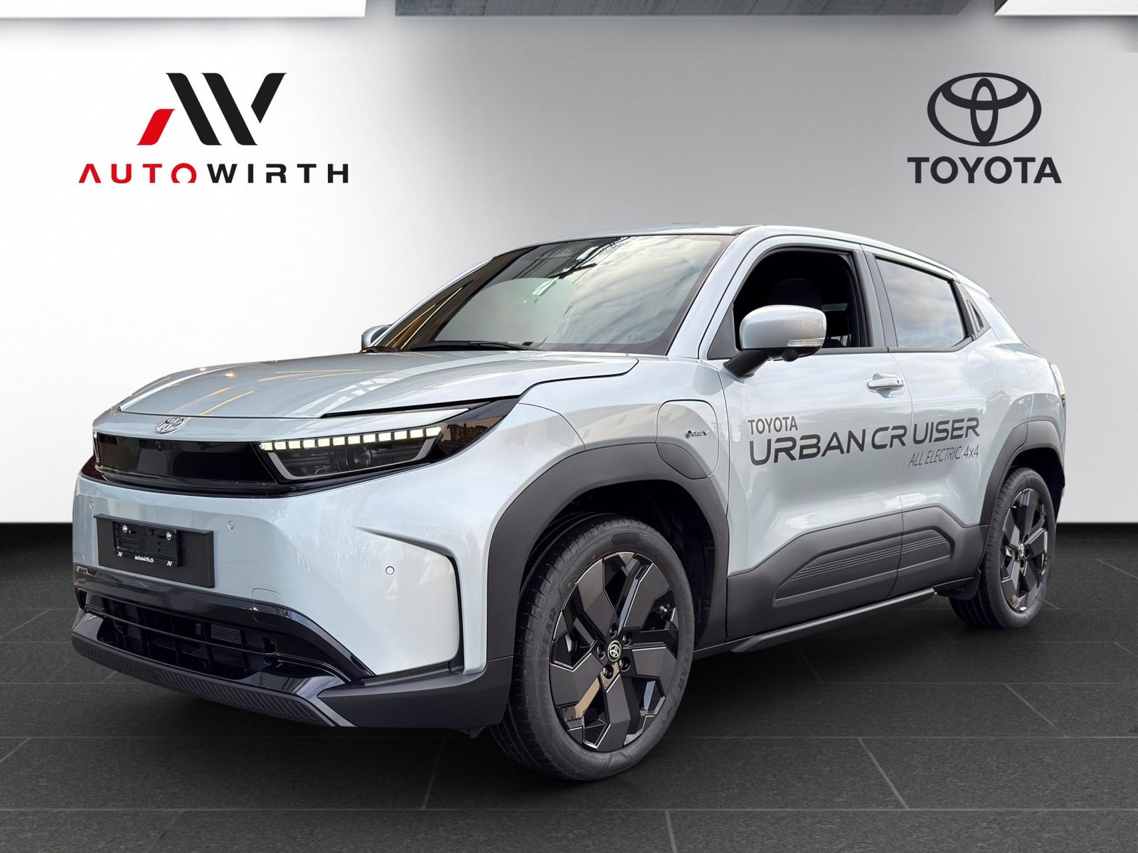 TOYOTA Urban Cruiser Premium AWD, Électrique, Voiture nouvelle, Automatique