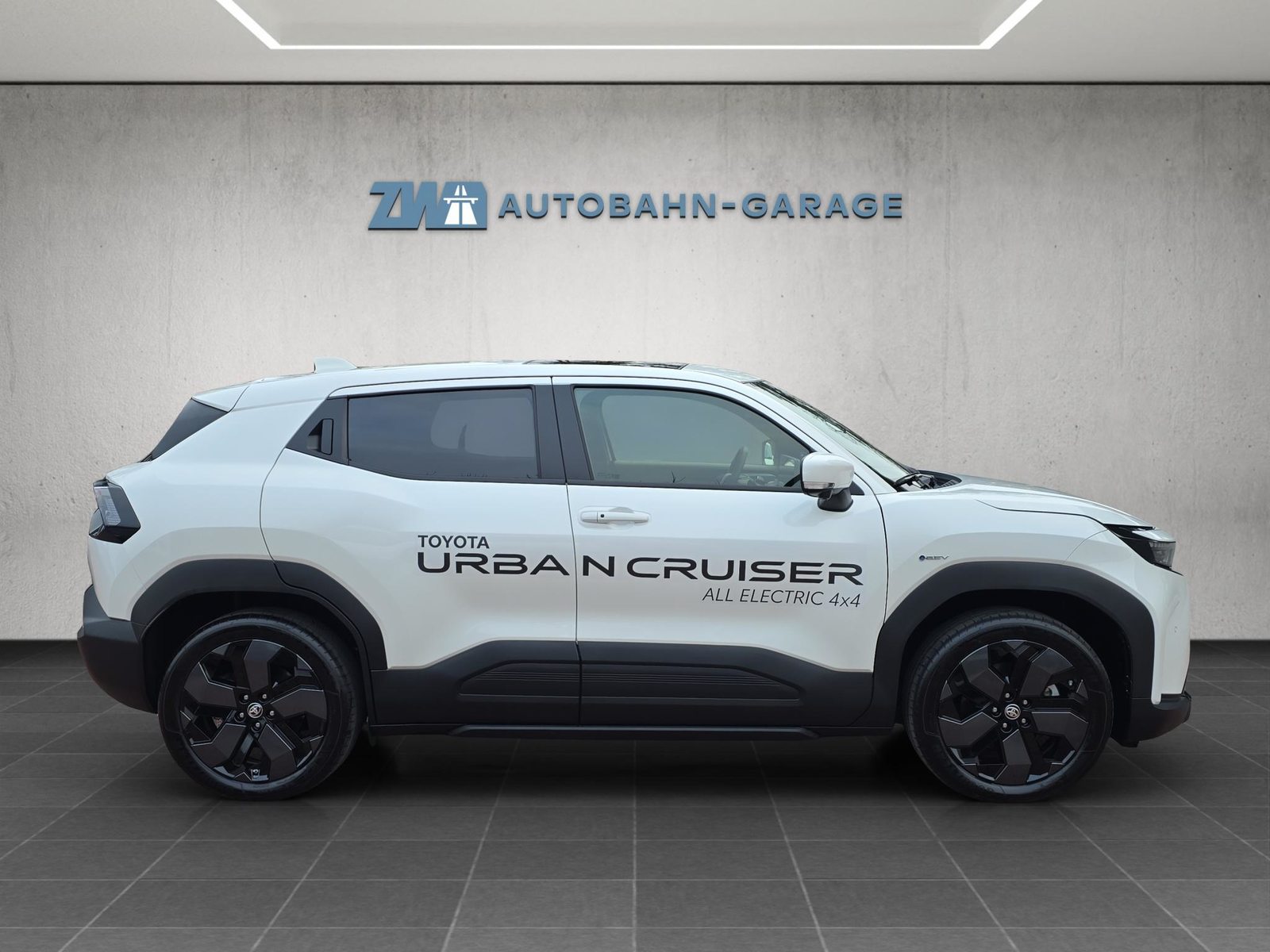 TOYOTA Urban Cruiser Premium AWD, Elettrica, Auto dimostrativa, Automatico - 6