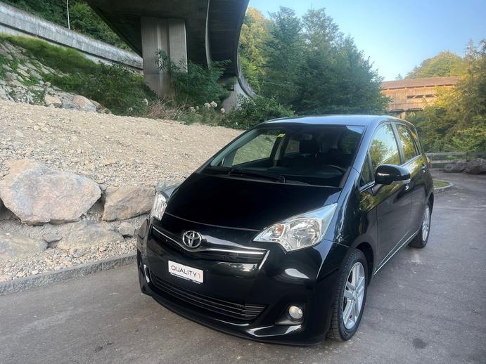 TOYOTA Verso-S 1.4 D-4D Linea Luna, Diesel, Second hand / Used, Manual