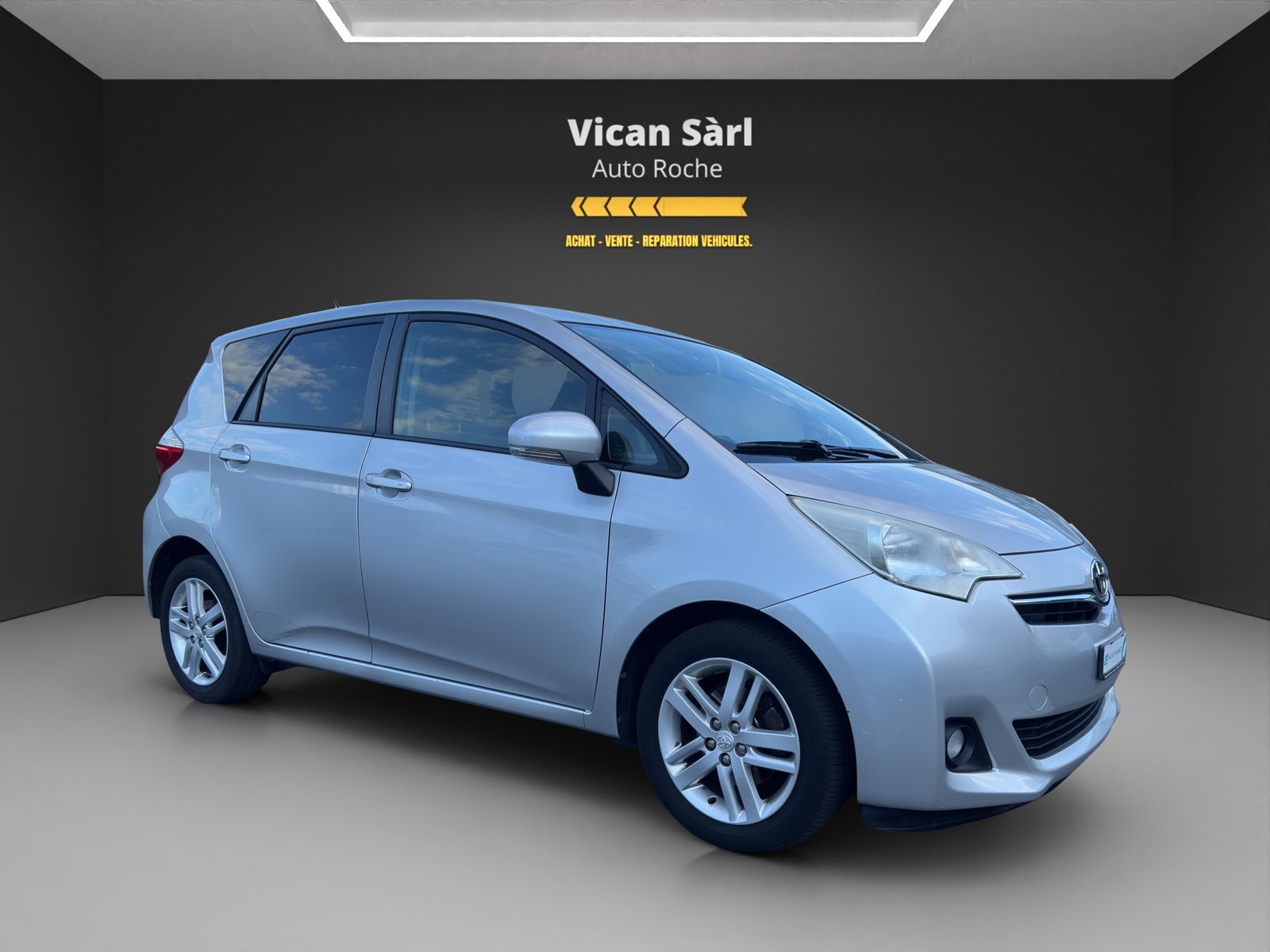 TOYOTA Verso-S 1.33 Linea Luna Multidrive S, Essence, Occasion / Utilisé, Automatique - 3
