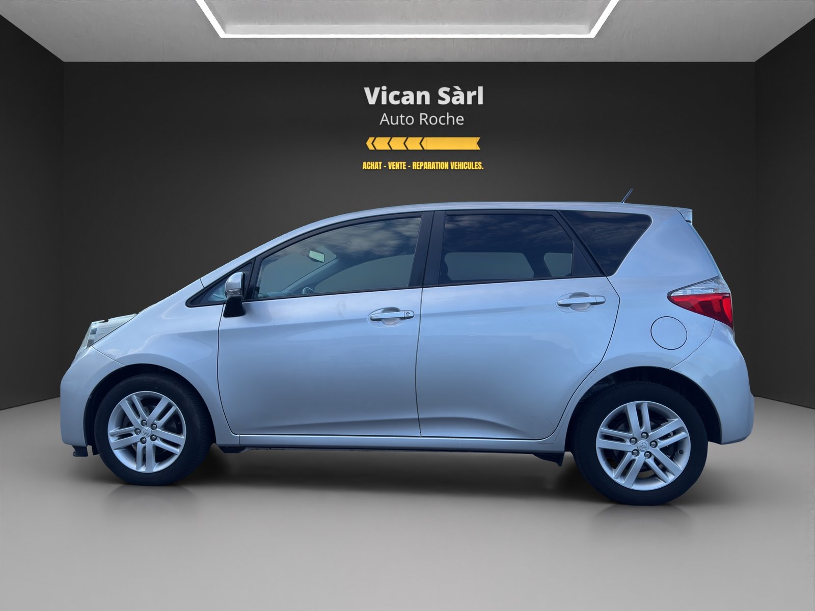 TOYOTA Verso-S 1.33 Linea Luna Multidrive S, Essence, Occasion / Utilisé, Automatique - 4