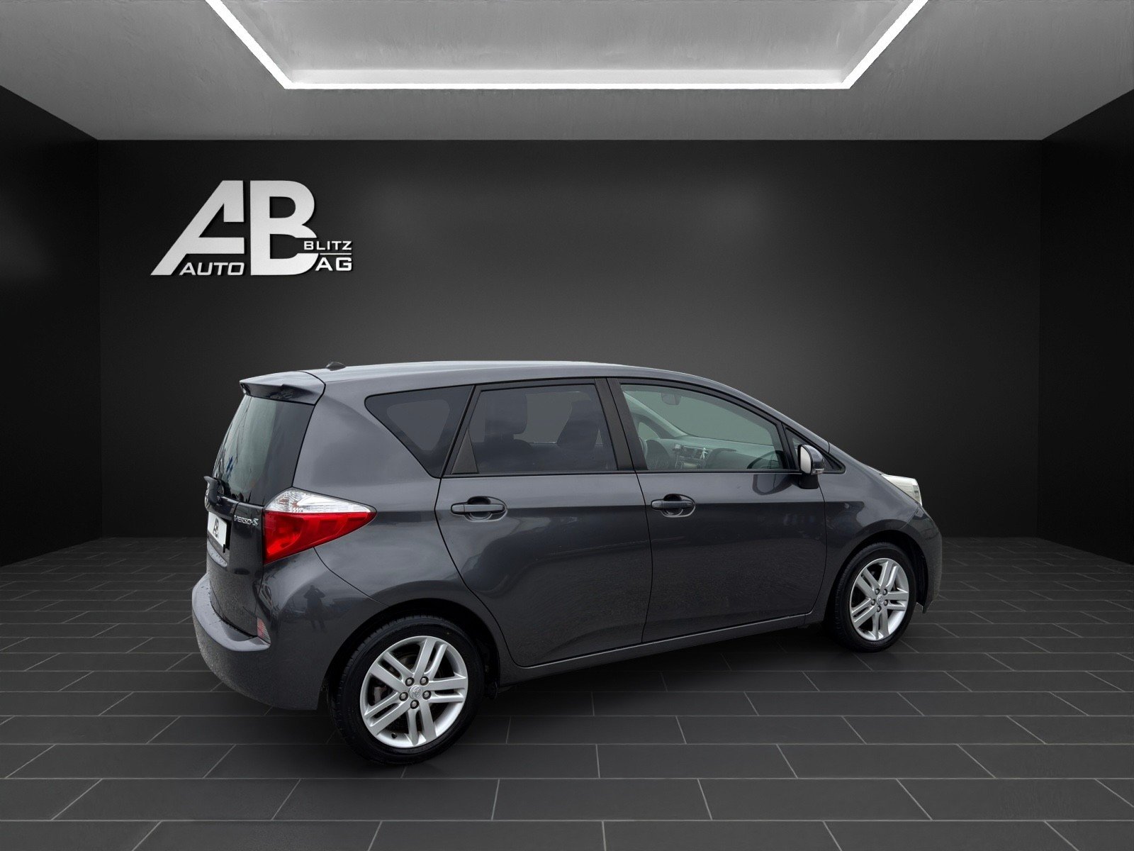 TOYOTA Verso-S 1.33 Linea Luna, Benzin, Occasion / Gebraucht, Handschaltung - 5
