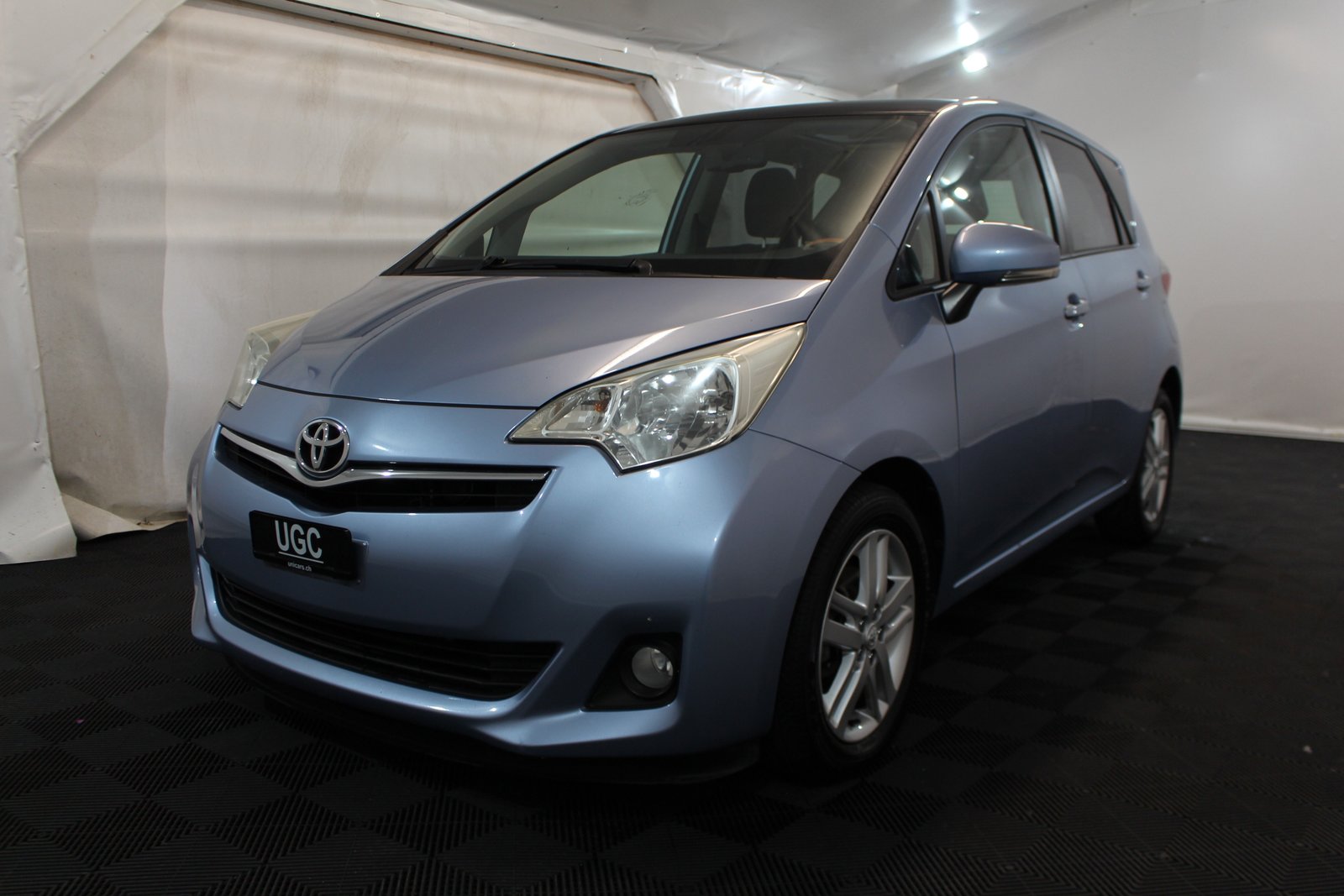 TOYOTA Verso-S 1.4 D-4D Linea Sol, Diesel, Second hand / Used, Manual - 3
