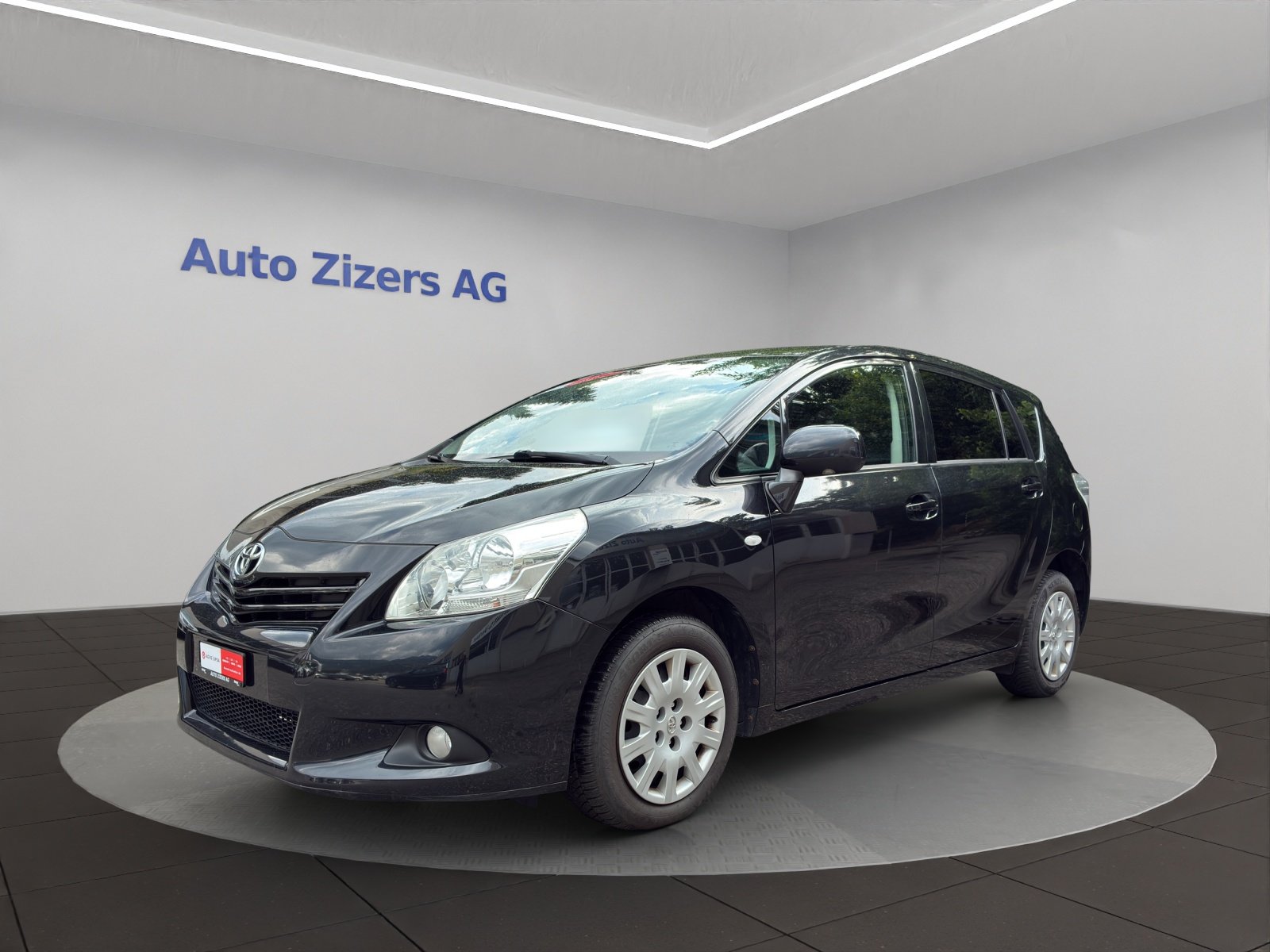 TOYOTA Verso 1.8 Linea Luna
