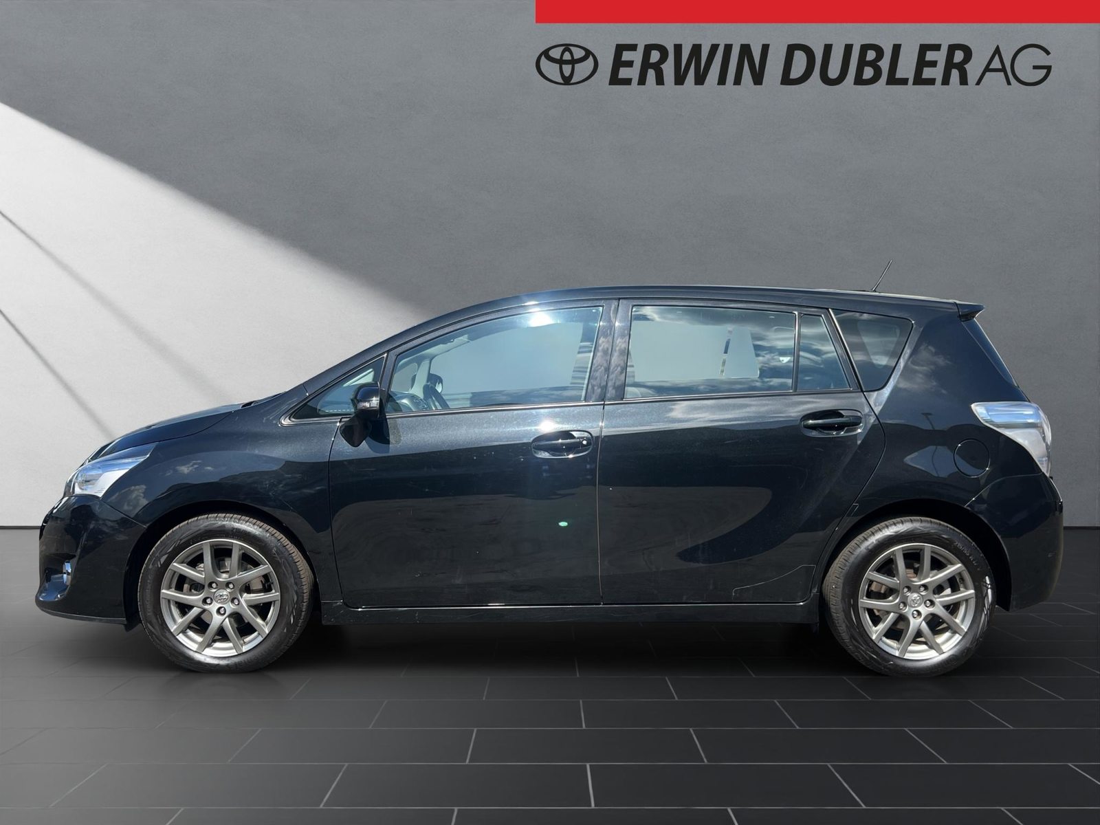 TOYOTA Verso 1.8 VVT-i Sol MiD 7P, Benzin, Occasion / Gebraucht, Automatik - 2