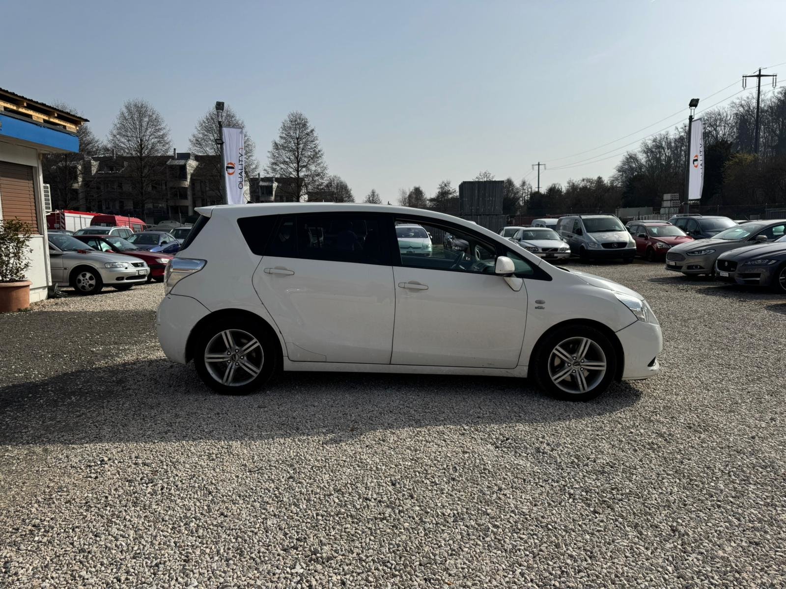 TOYOTA Verso 2.2 D-CAT Linea Sol, Diesel, Second hand / Used, Manual - 4