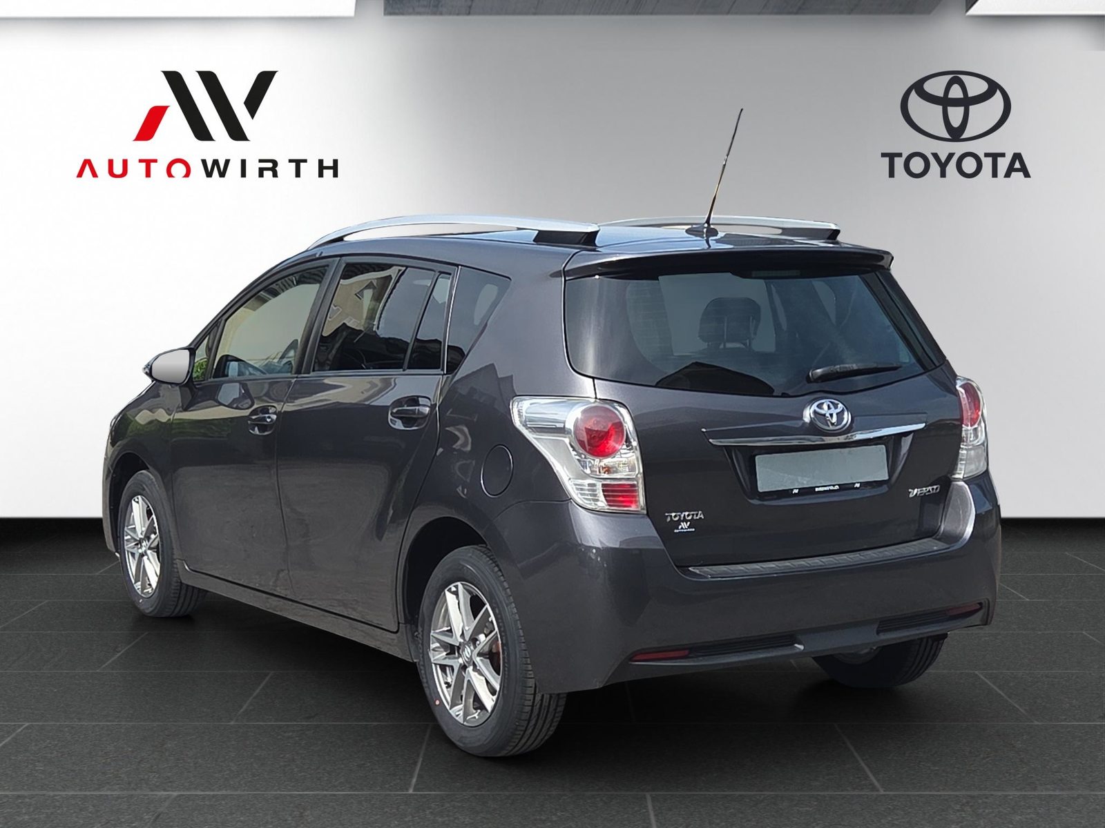 TOYOTA Verso 1.8 VVT-i Trend 7P, Benzin, Occasion / Gebraucht, Handschaltung - 7