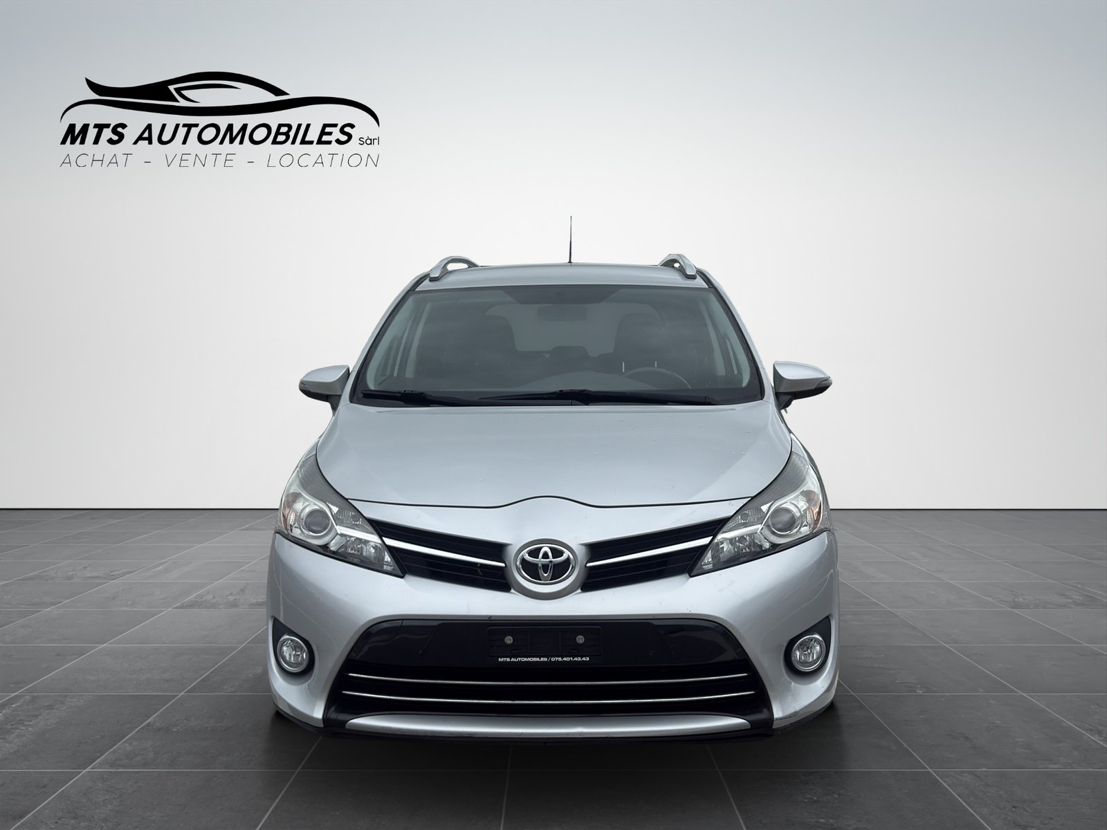 TOYOTA Verso 1.8 Trend, Benzin, Occasion / Gebraucht, Handschaltung - 2