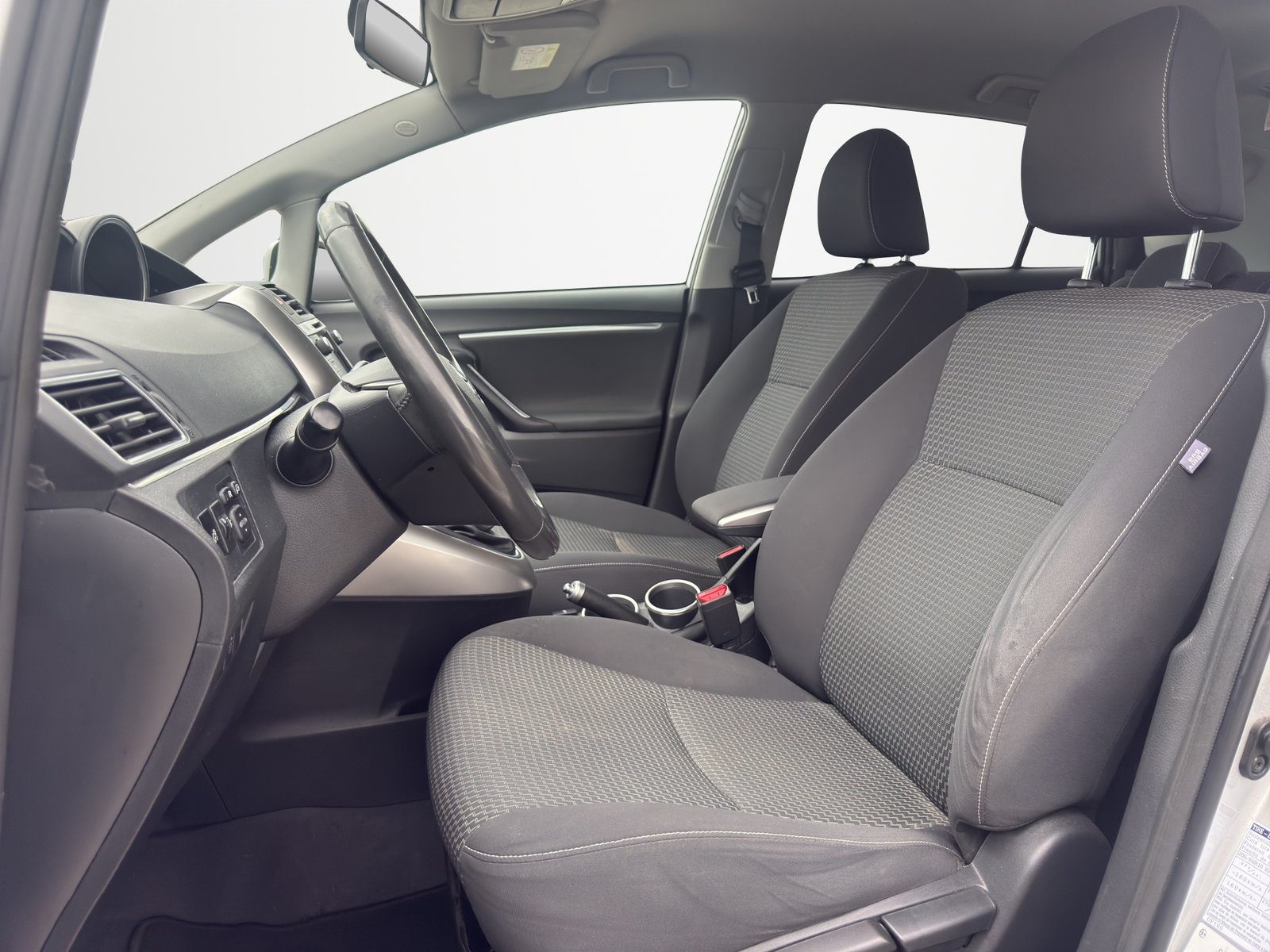 TOYOTA Verso 1.8 Trend, Benzin, Occasion / Gebraucht, Handschaltung - 7